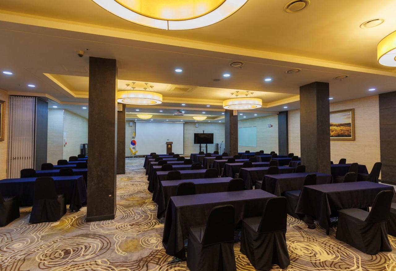 Sea Cliff Hotel جيجو المظهر الخارجي الصورة