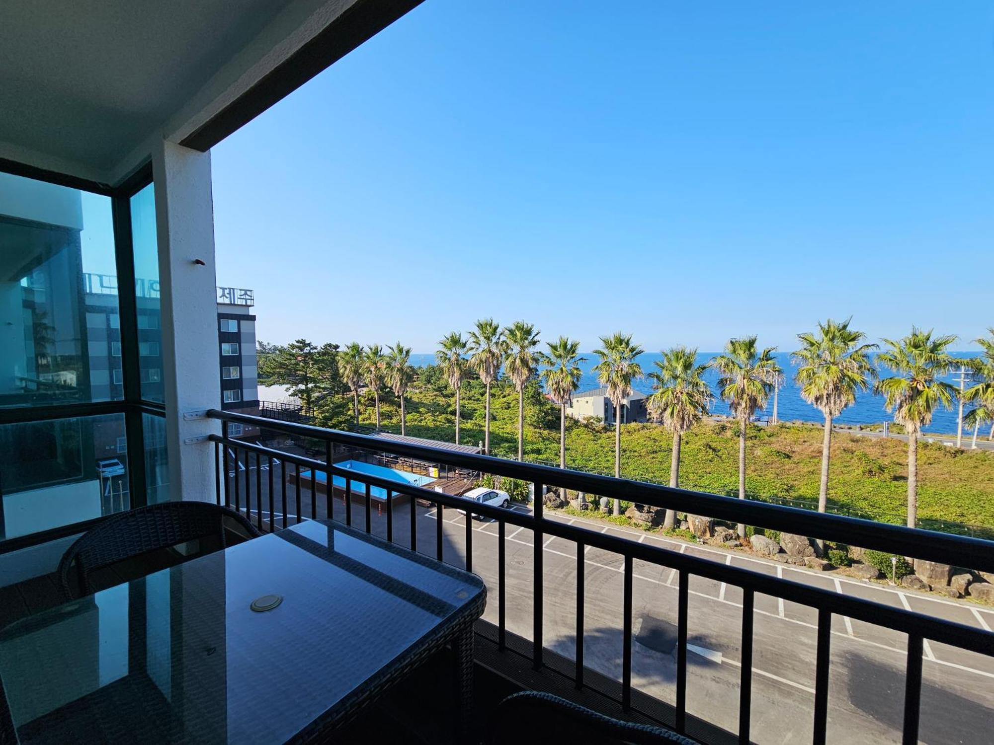 Sea Cliff Hotel جيجو المظهر الخارجي الصورة
