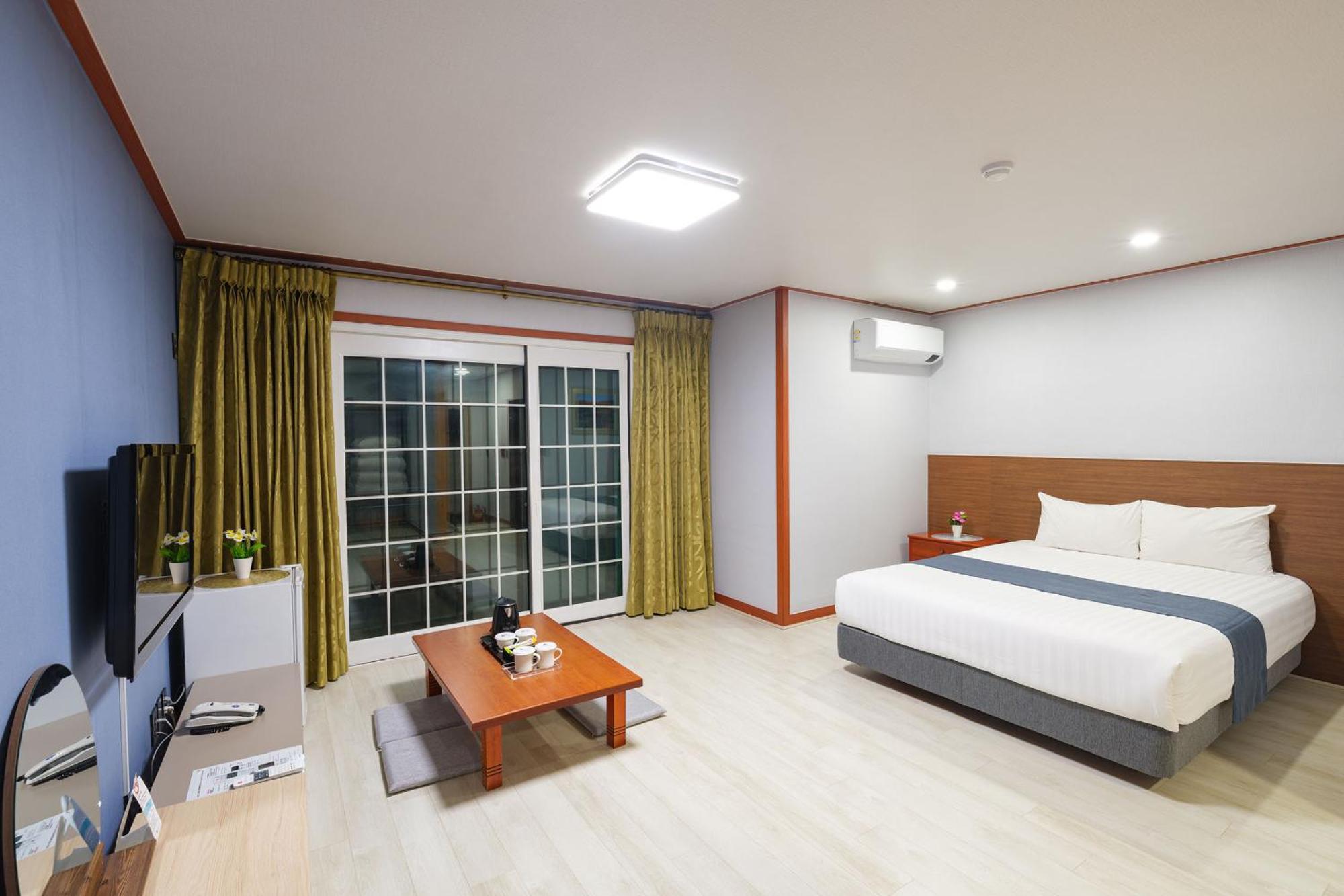 Sea Cliff Hotel جيجو المظهر الخارجي الصورة