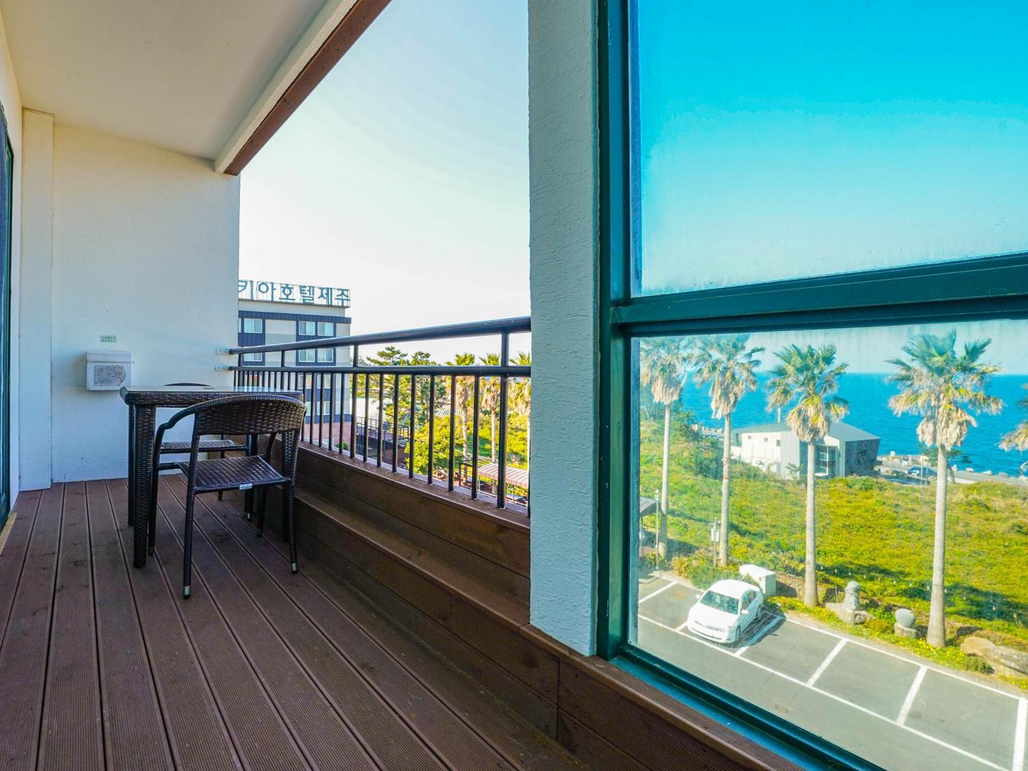 Sea Cliff Hotel جيجو المظهر الخارجي الصورة